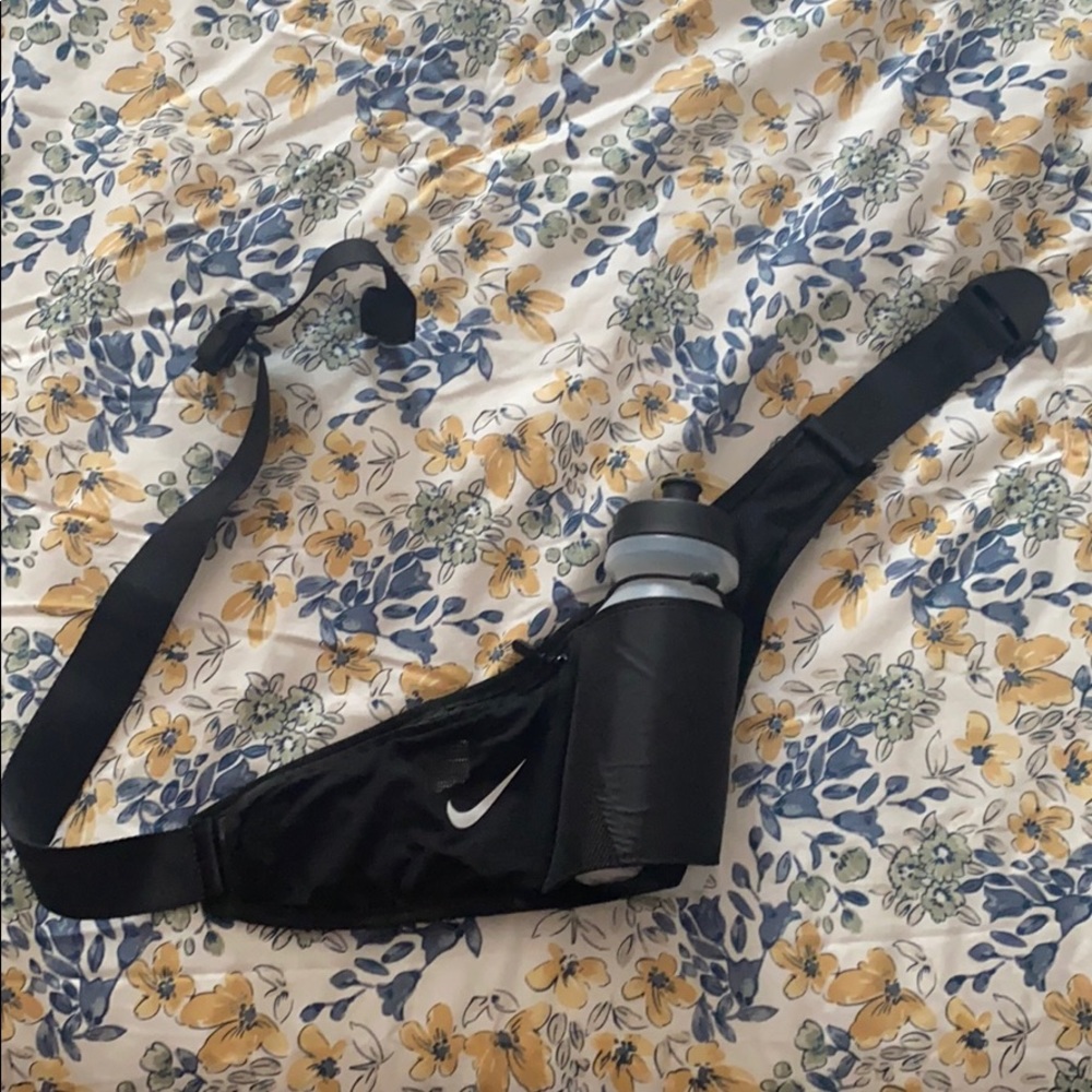 Nike Running Water Pack